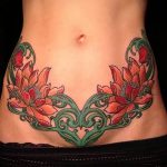 Фото татуировка, скриваща стрии (татуировка) (стойност) - примерна рисунка - 033