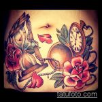 Фото татуировка, скриваща стрии (татуировка) (стойност) - примерна рисунка - 043