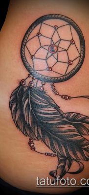 fotó egy szerencsés talizmán tetoválásról (jelentése) - egy példa egy érdekes tetoválási tervre - 009