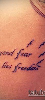 Photo Tattoo a szabadság jelentésével - 01062017 - példa - 070 Freedom tattoo