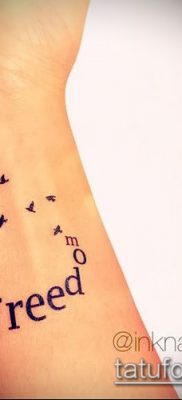 Fotótetoválás a szabadság jelentésével - 01062017 - példa - 078 Szabadság tetoválás