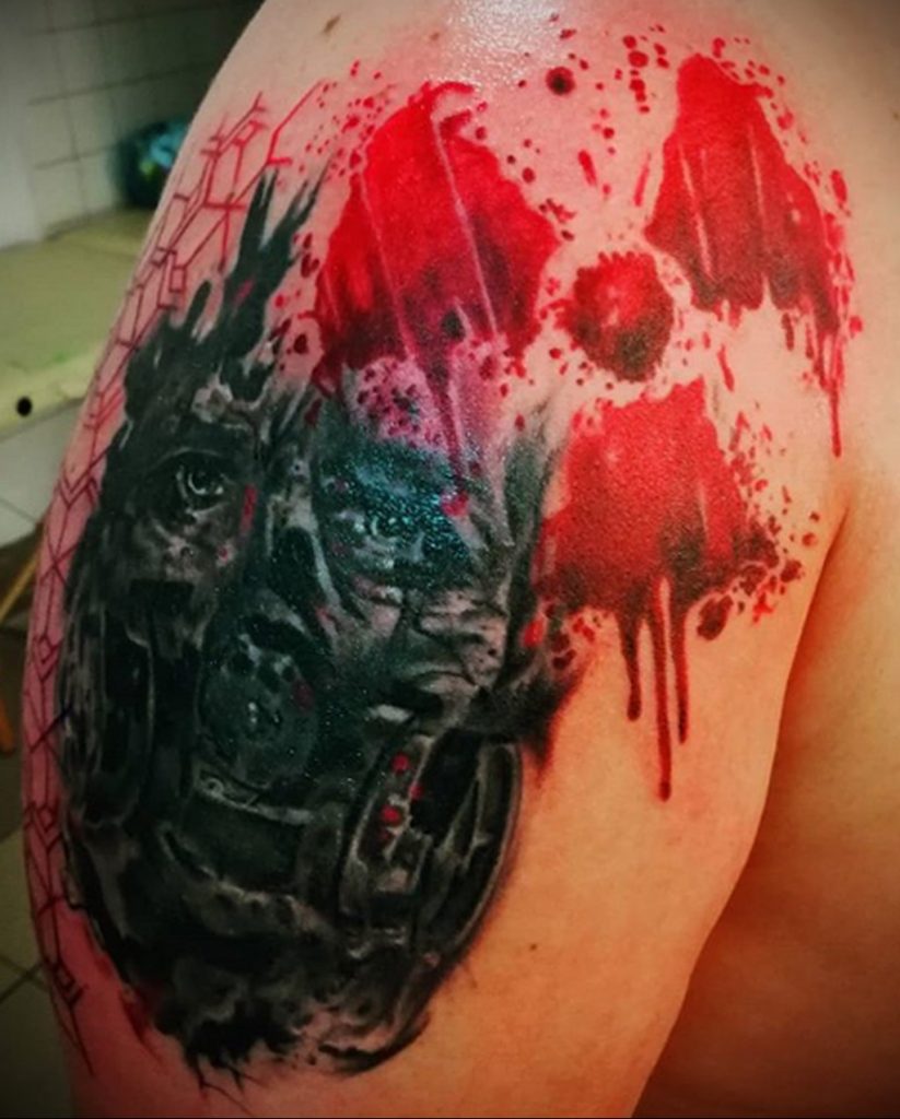 Zdjęcie Tatuaż ze znakiem promieniowania 26.04.2020 №028 -Radiation Tattoo-