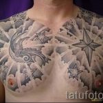 Sonne Tätowierung auf seiner Brust - ein kühles Foto des fertigen Tätowierung 14072016 2