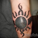 nap tetoválás a könyökén - hűvös fotó a kész tetoválásról 14072016 1