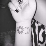 nap tetoválás a csuklóján - klassz fotó a kész tetoválásról 14072016 1