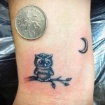 bagoly tetoválás egy kis érme méretében (lánynak)