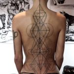 tatovering på ryggen - foto 6