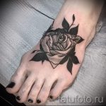 tetovaža trokuta s ružama - Primjer fotografije cool tetovaže na 14072016 2