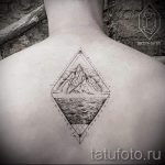 Tattoo zwei Dreiecke - Foto Beispiel eines kühlen Tätowierung auf 14072016 1
