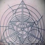 Tattoo -Dreieck und Kreis - Foto Beispiel eines kühlen Tätowierung auf 14072016 2