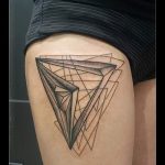 tetovaža geometrije trokuta - foto primjer cool tetovaže iz 14072016 1