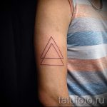 tetovirati dva trokuta - primjer fotografije cool tetovaža iz 14072016 2