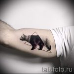 Bär Tätowierung im Dreieck - Foto Beispiel eines kühlen Tätowierung auf 14072016 2