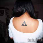 tatouage trougao u un trokutu - primjer fotografije d'un tatouage frais sur 14072016 2