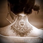 Muster auf den Hals tätowieren - Снимка Beispiel für die Auswahl von 28022016 4