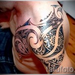 Celtic Tattoo -Muster auf der Schulter - ein Beispiel für ein Foto zur Auswahl 28022016 3