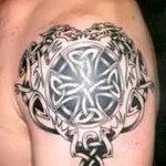 татуировка келтски модел на рамото - пример за снимка за избор от 28022016 5