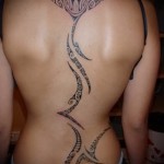 модели на татуировки на гърба за жени - пример за снимка за избор от 28022016 3