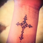 шарки на татуировка на китката - снимков пример за избор от 28022016 6