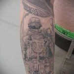 татуировка за този, който служи във въздушно -десантните войски - снимка