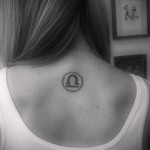 tetováló jel Mérleg egy lánynak - fotó példa 13122015 -ből 8. sz