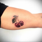 Fénykép cseresznye tetoválásról 20.01.2021 №1007 -cseresznye tetoválás