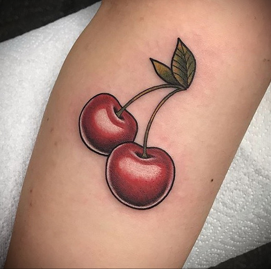 Fotó cseresznye tetoválásról 20.01.2021 №1066 -cseresznye tetoválás