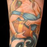 Vízöntő tetoválás az alkarján - fotó - példa a kész tetoválásra 01082016 4031 tatufoto.ru