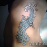 tatouages ​​Aquarius pour les filles - fotó - un exemple du tatouage fini 01082016 2045 tatufoto.ru