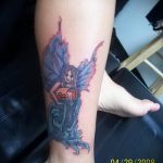 Vízöntő tetoválás a lábán - fotó - példa egy kész tetoválásra a 01082016 -ból 4129 tatufoto.ru