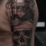 harcos tetoválás a vállán