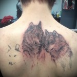 farkas tetoválás a lapockán 2