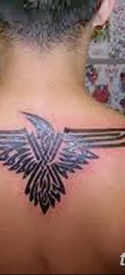 Fotó egy hollótetoválásról, 2018. 09. 15 -én # 127 - holló tetoválás -