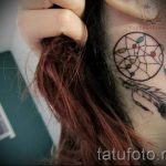 Dreamcatcher tatouage derrière l'oreille - les photos de tatouages ​​options de finis 1