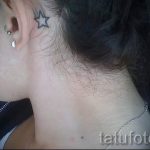 csillag tetoválás a fül mögött 4