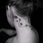 a fül mögötti tetoválás lányoknak - fotók a kész tetoválási lehetőségekről 3