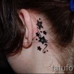 tetoválás a fül mögött lányoknak - fotók a kész tetoválások lehetőségeiről 10