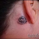 tetoválás a fül mögött lányoknak - fotók a kész tetoválások lehetőségeiről 18