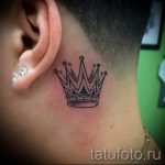 korona a fül mögött tetoválás - fotók a kész tetoválásokról 2