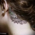 szárny a fül mögött tetoválás - fotók a kész tetoválási lehetőségekről 4
