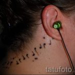 tetováló jegyzetek a fül mögött - fényképek a kész tetoválások lehetőségeiről 2