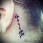 henna tetoválás a fül mögött - fotók a kész tetoválások lehetőségeiről 4