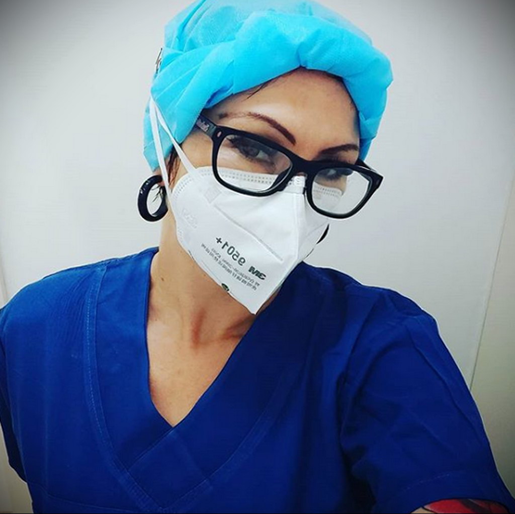 @rosieluscious - wytatuowany sanitariusz - zdjęcie dla 1