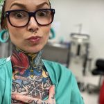 @carolinefullcolour - wytatuowany sanitariusz - zdjęcie dla 14