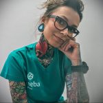 @carolinefullcolour - wytatuowany sanitariusz - zdjęcie dla 34