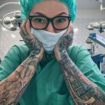 @carolinefullcolour - wytatuowany sanitariusz - zdjęcie dla 35