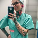 @carolinefullcolour - wytatuowany sanitariusz - zdjęcie dla 41