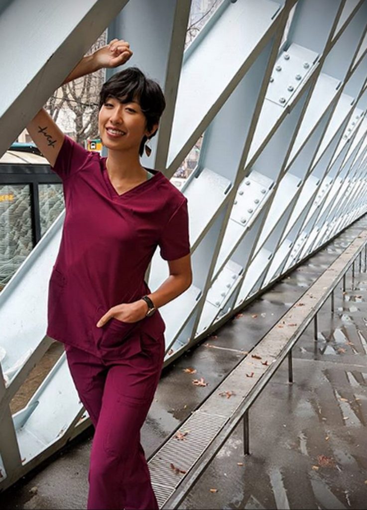 @explorn_emcheng - wytatuowany sanitariusz - zdjęcie dla 1