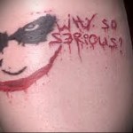 smile joker tetoválás a lábán a férfiak számára