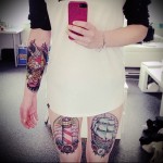 tetováló világítótorony és vitorlás a lábán a lány számára